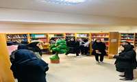 بازدید دبیرستان دخترانه آوای گلچین از کتابخانه دانشکده پزشکی