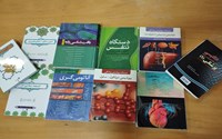 اهدا 10 جلد کتاب توسط دانشجوی پزشکی( خانم مهنا فقری )